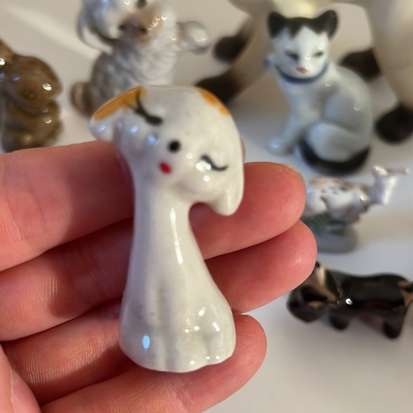 A lot of 12 vintage mini sculptures cats/dogs/dear/squirrel/toby jug - Picture 9 of 14